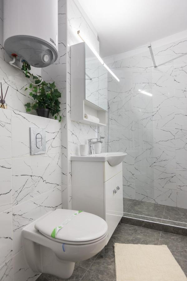 Lion'S Unirii Apartment Bucureşti Eksteriør bilde